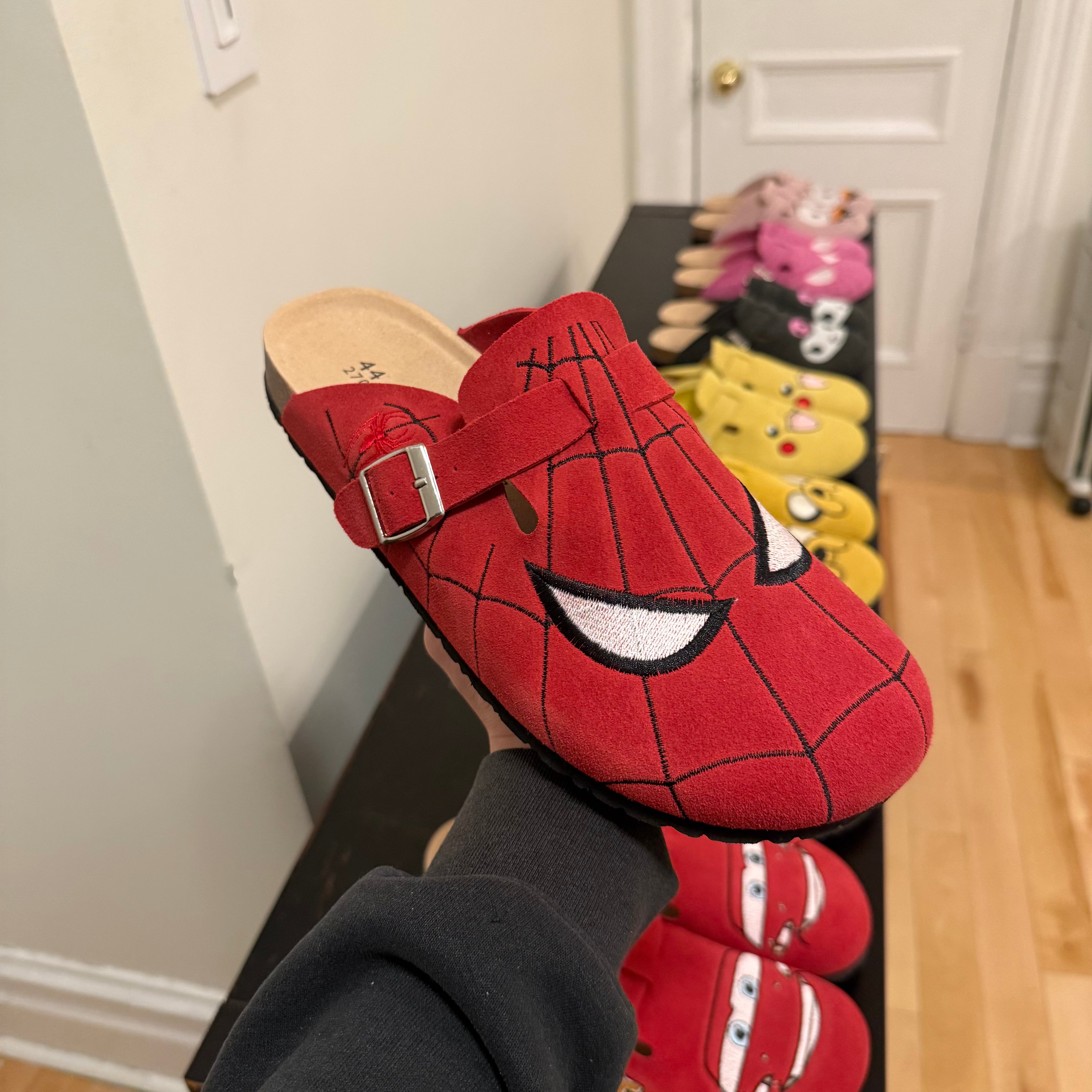 Spidy Clogs